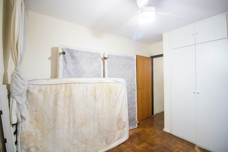 Casa à venda com 140m², 3 quartos e 3 vagas Casa à venda com 140m², 3 quartos e 3 vagasQuarto 3