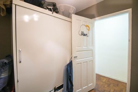 Casa à venda com 140m², 3 quartos e 3 vagas Casa à venda com 140m², 3 quartos e 3 vagasQuarto 1