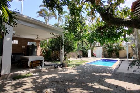 Casa para alugar com 500m², 3 quartos e 4 vagas Casa para alugar com 500m², 3 quartos e 4 vagasÁrea Externa