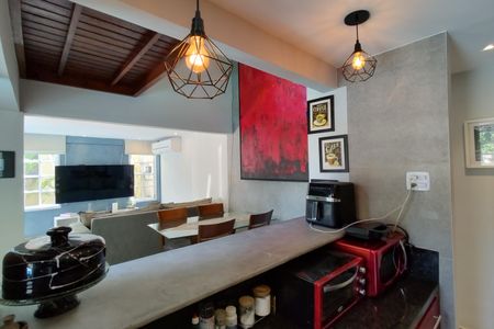 Casa para alugar com 500m², 3 quartos e 4 vagas Casa para alugar com 500m², 3 quartos e 4 vagasCozinha