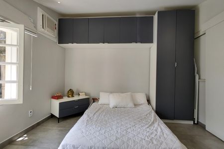 Casa para alugar com 500m², 3 quartos e 4 vagas Casa para alugar com 500m², 3 quartos e 4 vagasQuarto