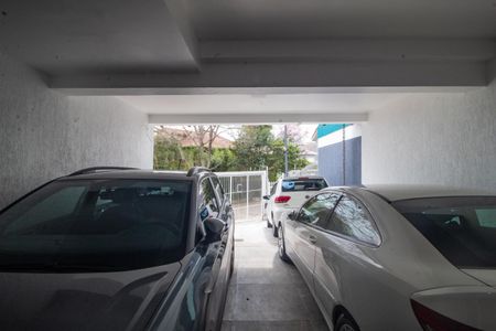 Vista da Sala de casa à venda com 3 quartos, 200m² em Espírito Santo, Porto Alegre