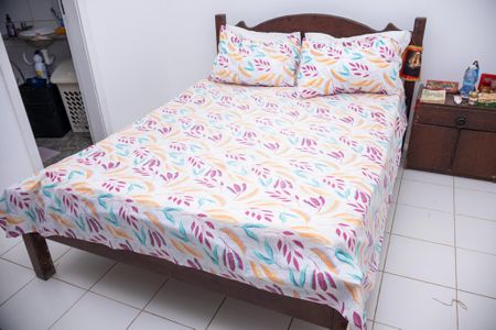 Casa de condomínio para alugar com 150m², 3 quartos e 2 vagas Casa de condomínio para alugar com 150m², 3 quartos e 2 vagasSuíte