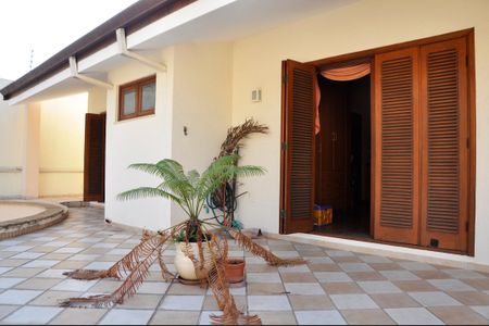 Casa à venda com 414m², 3 quartos e 4 vagasVaranda da Suíte 3