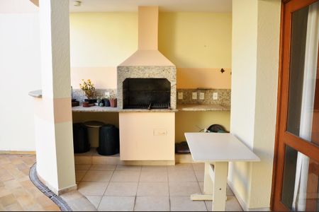 Casa à venda com 414m², 3 quartos e 4 vagasLazer