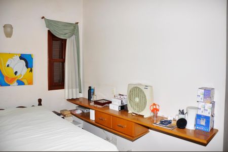 Casa à venda com 414m², 3 quartos e 4 vagasSuíte 2