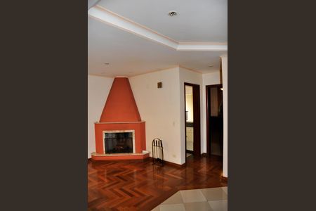 Casa à venda com 414m², 3 quartos e 4 vagasSala com Lareira