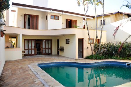 Casa à venda com 414m², 3 quartos e 4 vagasLazer
