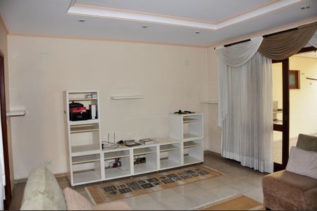 Casa à venda com 414m², 3 quartos e 4 vagasSala de Música e TV