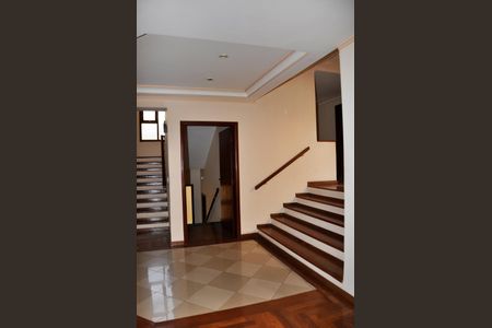 Casa à venda com 414m², 3 quartos e 4 vagasSala com Lareira