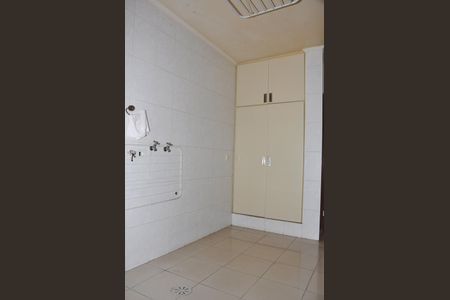 Casa à venda com 414m², 3 quartos e 4 vagasÁrea de Serviço