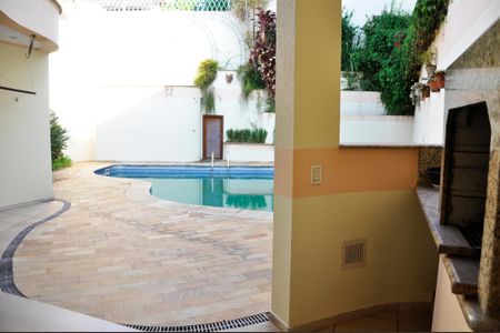 Casa à venda com 414m², 3 quartos e 4 vagasLazer