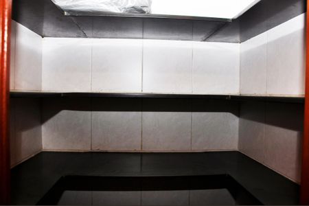 Casa à venda com 414m², 3 quartos e 4 vagasDespensa