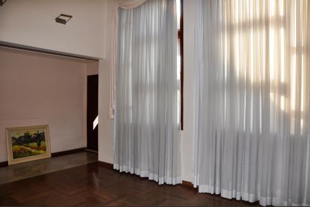 Casa à venda com 414m², 3 quartos e 4 vagasSala de Estar