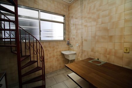 Apartamento à venda com 80m², 2 quartos e sem vagaÁrea de Serviço