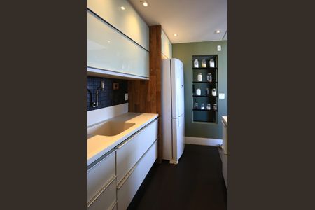 Apartamento à venda com 100m², 1 quarto e 2 vagas Apartamento à venda com 100m², 1 quarto e 2 vagasCozinha