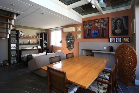 Sala de apartamento para alugar com 1 quarto, 100m² em Vila Suzana, São Paulo