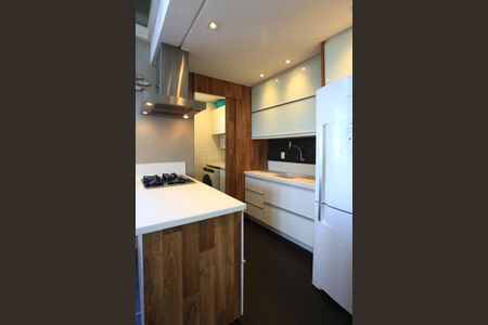 Apartamento à venda com 100m², 1 quarto e 2 vagas Apartamento à venda com 100m², 1 quarto e 2 vagasCozinha