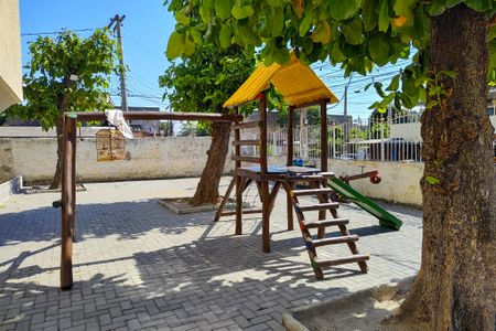 Apartamento para alugar com 45m², 2 quartos e 1 vaga Apartamento para alugar com 45m², 2 quartos e 1 vagaÁrea comum - Playground