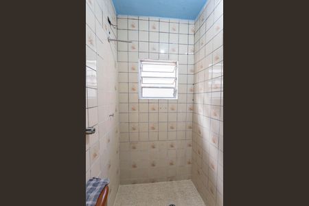 Casa à venda com 100m², 2 quartos e 1 vaga Casa à venda com 100m², 2 quartos e 1 vagaCasa 1 - Banheiro Social