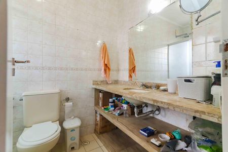 Casa de condomínio à venda com 283m², 3 quartos e 4 vagas Casa de condomínio à venda com 283m², 3 quartos e 4 vagasQuarto 2 - Suite