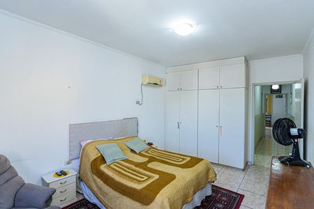 Casa à venda com 135m², 2 quartos e 2 vagas Casa à venda com 135m², 2 quartos e 2 vagasQuarto 1