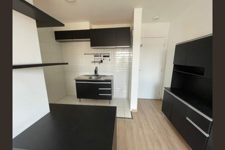 Apartamento à venda com 33m², 2 quartos e sem vaga Apartamento à venda com 33m², 2 quartos e sem vagaSala/Cozinha