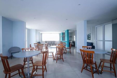 Apartamento à venda com 33m², 2 quartos e sem vaga Apartamento à venda com 33m², 2 quartos e sem vagaÁrea comum