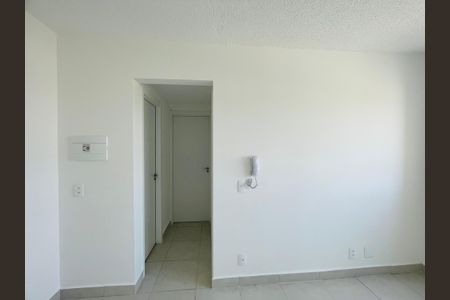 Apartamento para alugar com 32m², 2 quartos e sem vaga Apartamento para alugar com 32m², 2 quartos e sem vagaCorredor