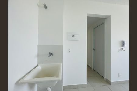 Apartamento para alugar com 32m², 2 quartos e sem vaga Apartamento para alugar com 32m², 2 quartos e sem vagaÁrea de Serviço