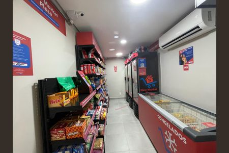 Apartamento para alugar com 32m², 2 quartos e sem vaga Apartamento para alugar com 32m², 2 quartos e sem vagaMini mercado