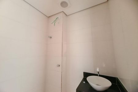Apartamento à venda com 43m², 2 quartos e sem vaga Apartamento à venda com 43m², 2 quartos e sem vagaBanheiro