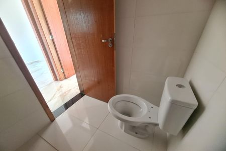 Apartamento à venda com 43m², 2 quartos e sem vaga Apartamento à venda com 43m², 2 quartos e sem vagaBanheiro