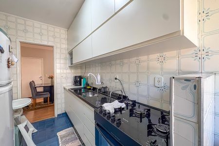 Apartamento à venda com 56m², 2 quartos e 1 vagaCozinha 