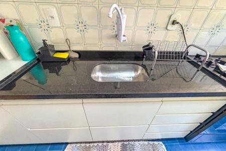 Apartamento à venda com 56m², 2 quartos e 1 vagaCozinha 