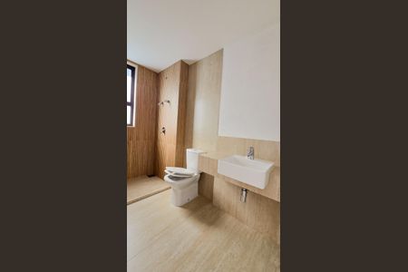 Apartamento para alugar com 108m², 3 quartos e 2 vagas Apartamento para alugar com 108m², 3 quartos e 2 vagasBanheiro da Suíte 1