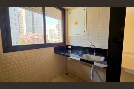 Apartamento para alugar com 108m², 3 quartos e 2 vagas Apartamento para alugar com 108m², 3 quartos e 2 vagasCozinha