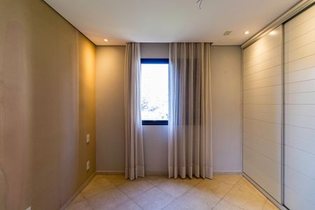 Apartamento à venda com 75m², 3 quartos e 2 vagasSuíte