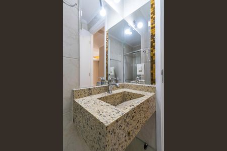 Apartamento à venda com 75m², 3 quartos e 2 vagasBanheiro Social