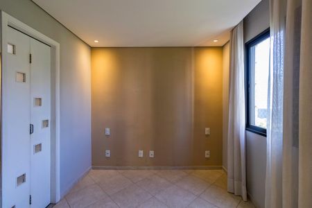 Apartamento à venda com 75m², 3 quartos e 2 vagasSuíte