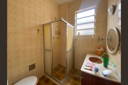 Casa à venda com 85m², 2 quartos e 1 vaga Casa à venda com 85m², 2 quartos e 1 vagaBanheiro