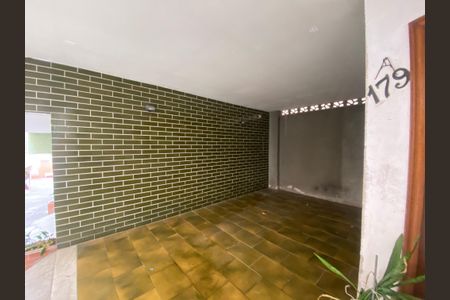 Casa à venda com 85m², 2 quartos e 1 vaga Casa à venda com 85m², 2 quartos e 1 vagaGaragem