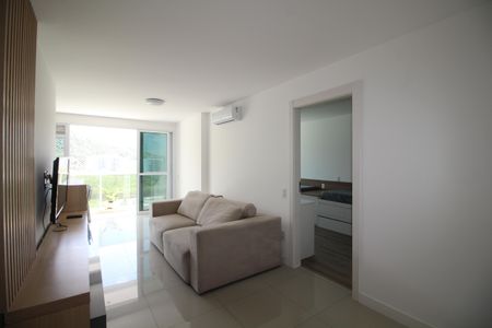 Sala de apartamento para alugar com 2 quartos, 80m² em Barra Olímpica, Rio de Janeiro