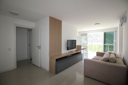 Sala de apartamento para alugar com 2 quartos, 80m² em Barra Olímpica, Rio de Janeiro