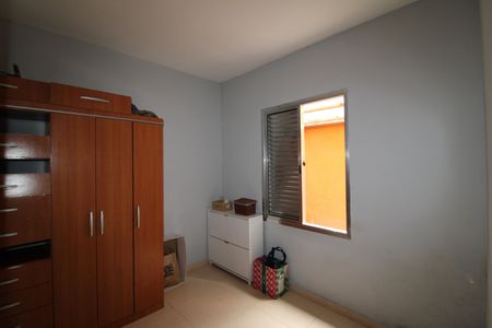 Casa à venda com 75m², 2 quartos e sem vagaQuarto 2