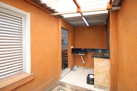 Casa à venda com 75m², 2 quartos e sem vagaÁrea de Serviço