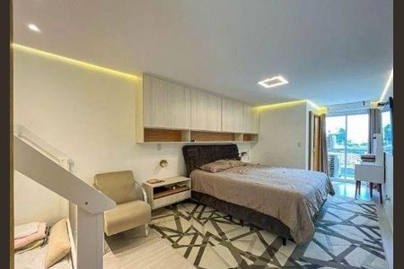 Casa à venda com 3 quartos, 180m² em Vila Roque, São Paulo