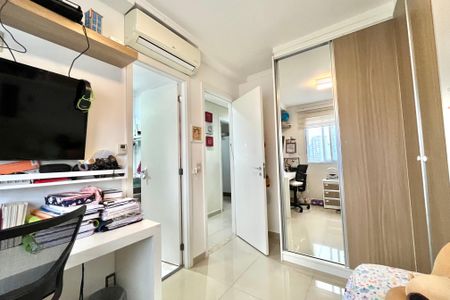 Apartamento à venda com 107m², 3 quartos e 2 vagas Apartamento à venda com 107m², 3 quartos e 2 vagasSuite 2
