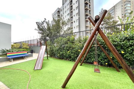 Apartamento à venda com 107m², 3 quartos e 2 vagas Apartamento à venda com 107m², 3 quartos e 2 vagasÁrea comum - Playground