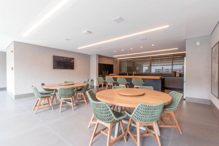 Apartamento à venda com 231m², 4 quartos e 3 vagas Apartamento à venda com 231m², 4 quartos e 3 vagasEspaço Gourmet